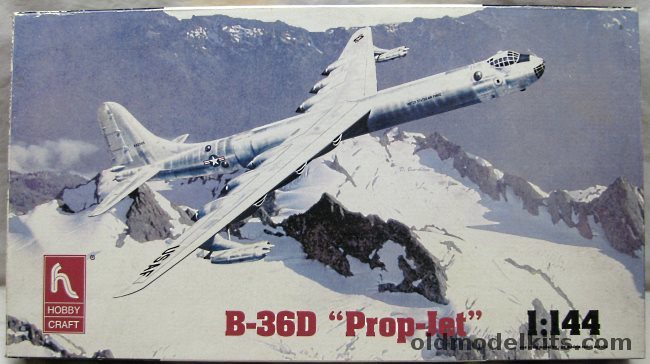 Hobby Craft 1/144 Convair B-36D Peacemaker - USAF #44-92095 1953 or #44-92033 1955, HC1272 plastic model kit